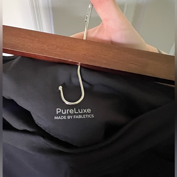 Fabletics Pure Luxe Crossover Legging 7/8 - Picture 3 of 3